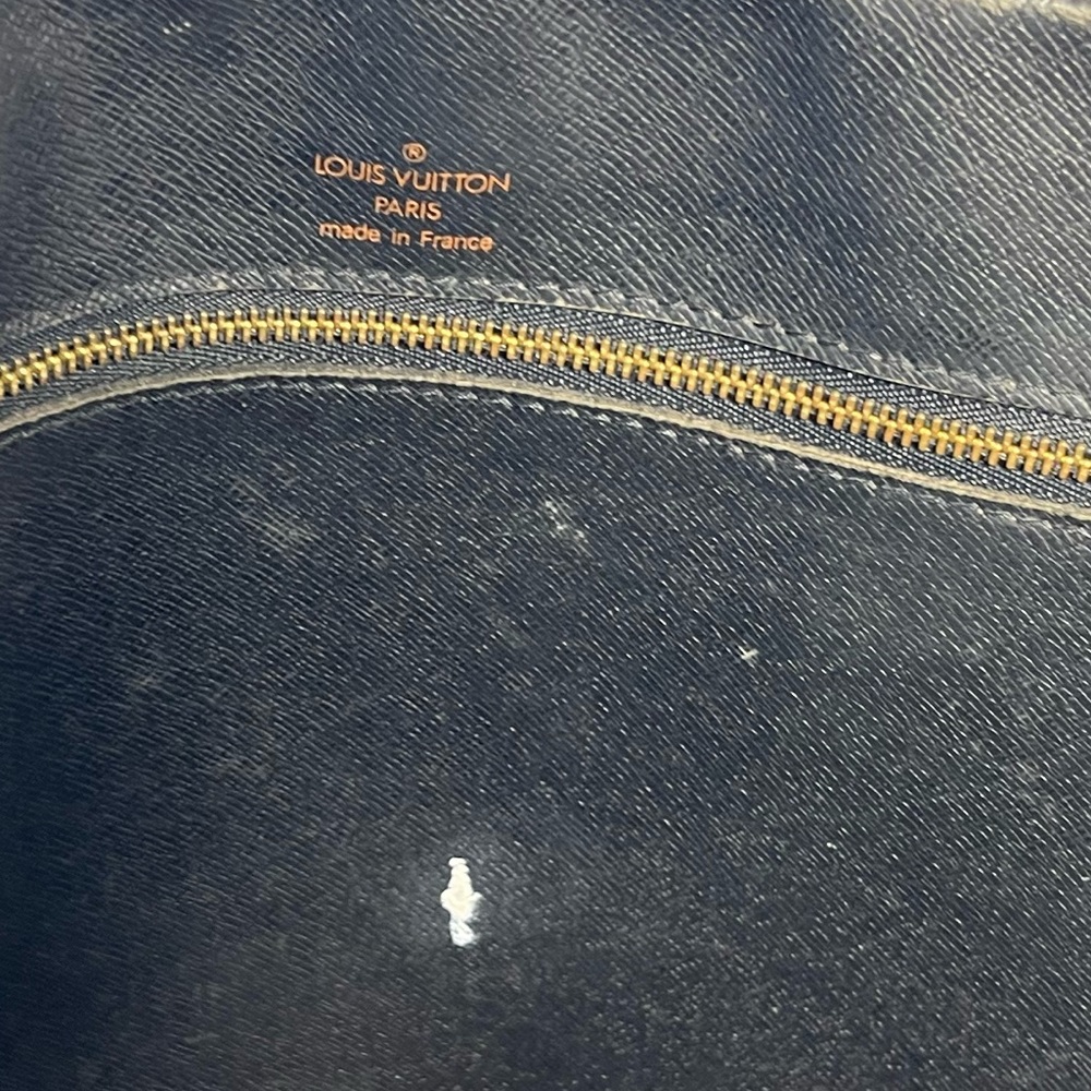 Louis Vuitton Vintage Epi Leather Black Briefcase – Authentic project piece - Picture 8 of 15
